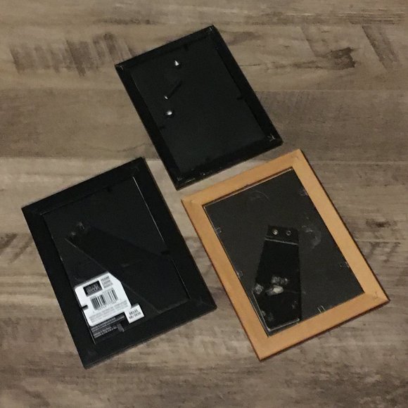 Three Wooden Frame Lot With Sumi-E Hokusai Prints - Picture 3 of 6